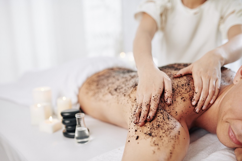 Coffee scrubs for better circulation