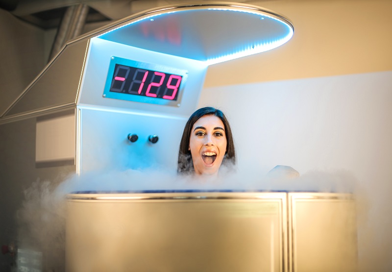 Cryotherapy vs. ice bath