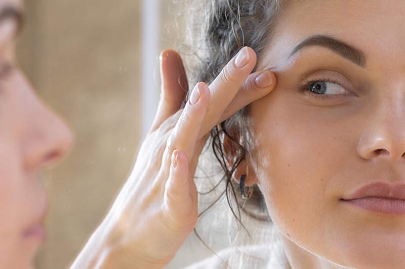 MOXI laser under the eyes results