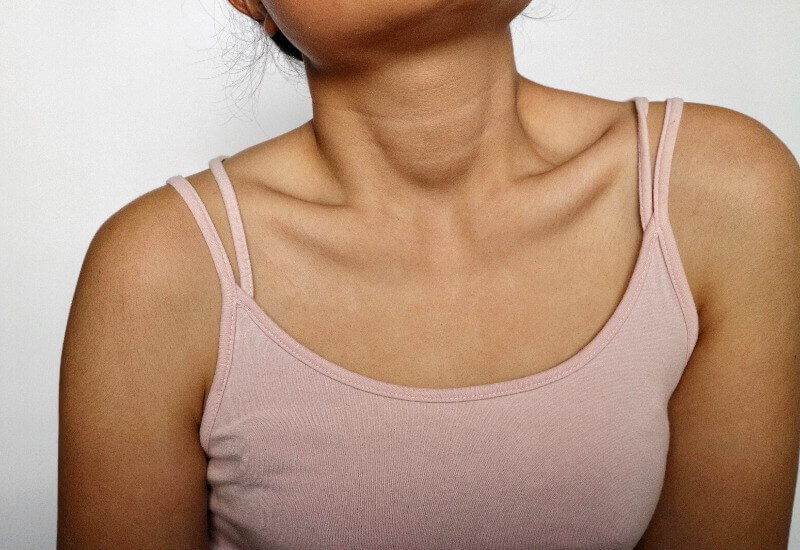 Tips for reducing tech neck wrinkles.