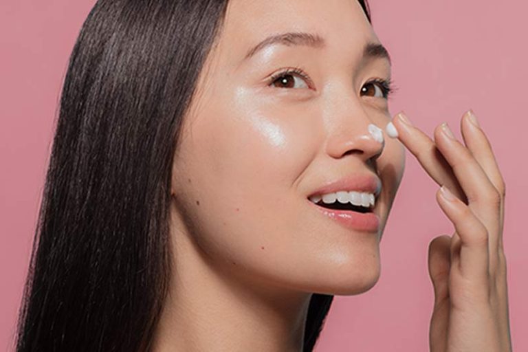 Retinol vs. Hyaluronic Acid What Are the Differences?